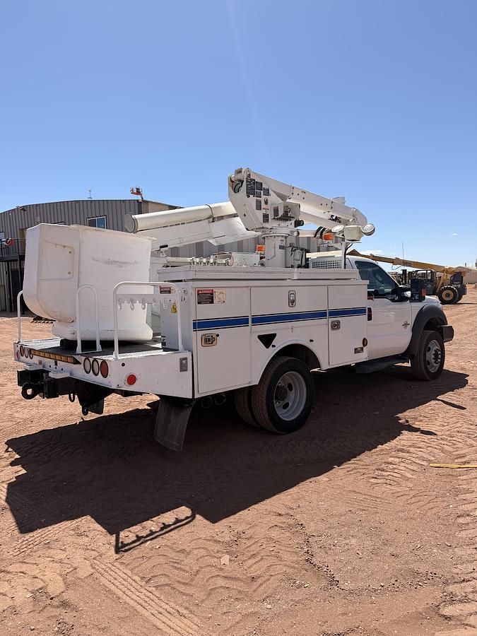 Used 2016 Ford F-550 Bucket Truck