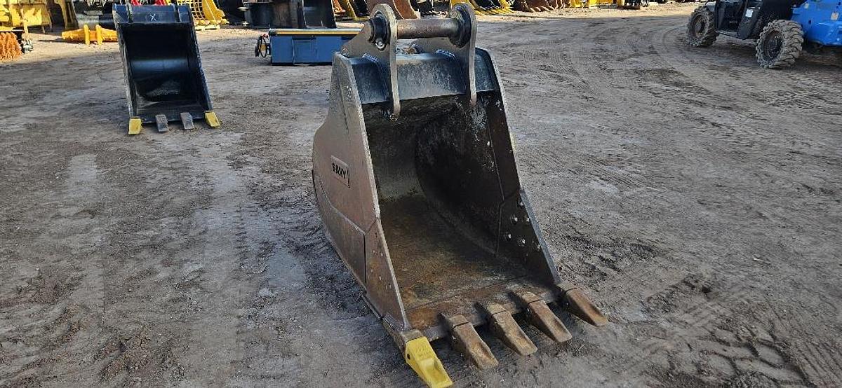 Used 36" Excavator Bucket
