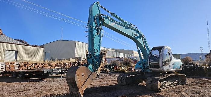 Used Kobelco 200 Excavator