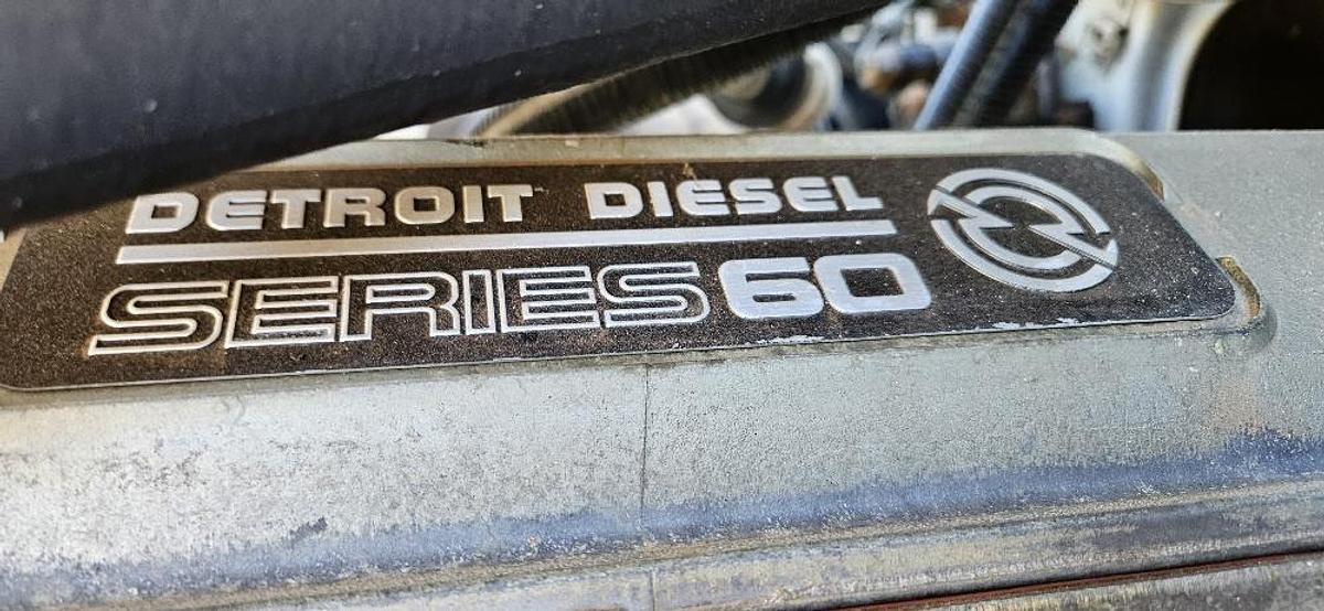 Used Ford LTL 9000 Water Truck