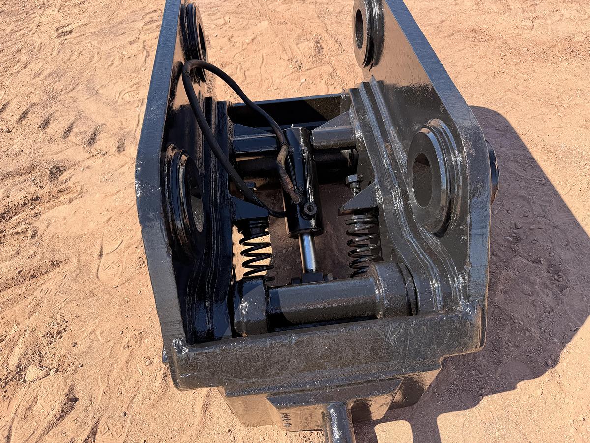 Used JB Hendrix Excavator Quick Coupler