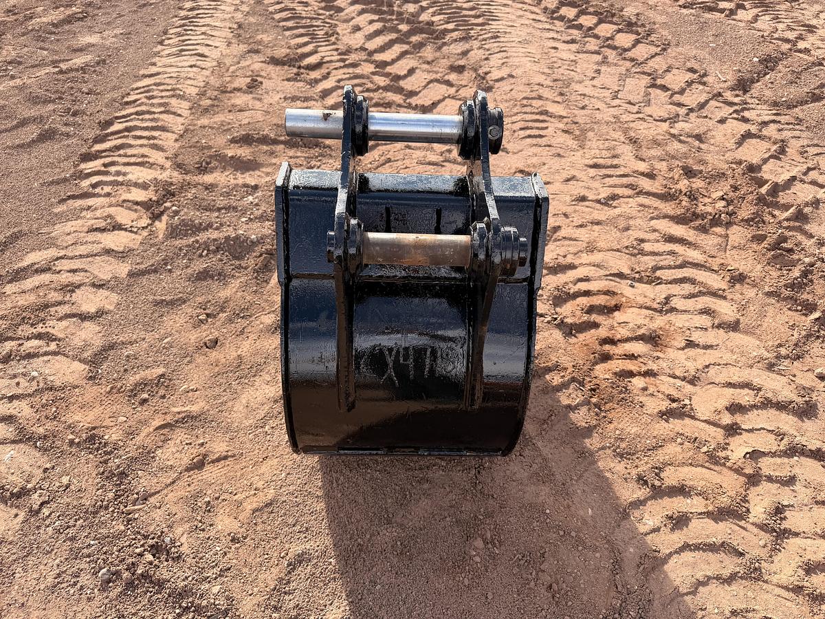Used Case 18" Backhoe Bucket