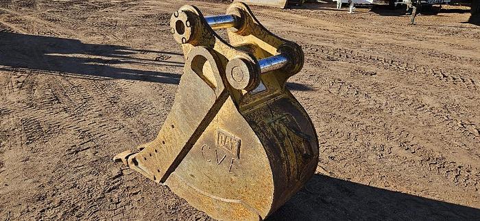 Used 24" Excavator Bucket