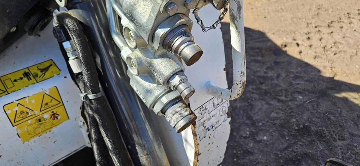 Used 2021 Bobcat T450 Skid Steer