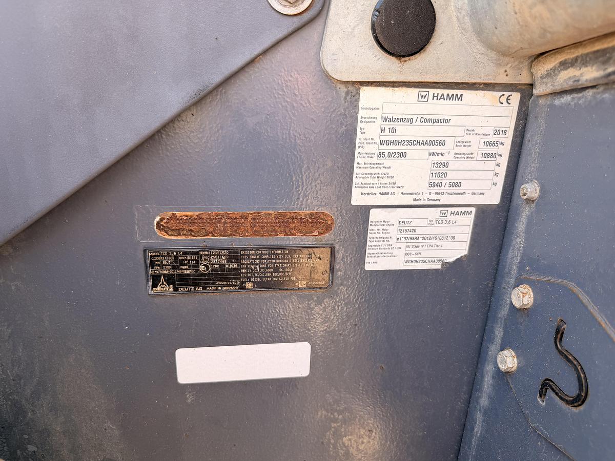 Used 2018 Hamm Smooth Drum Roller