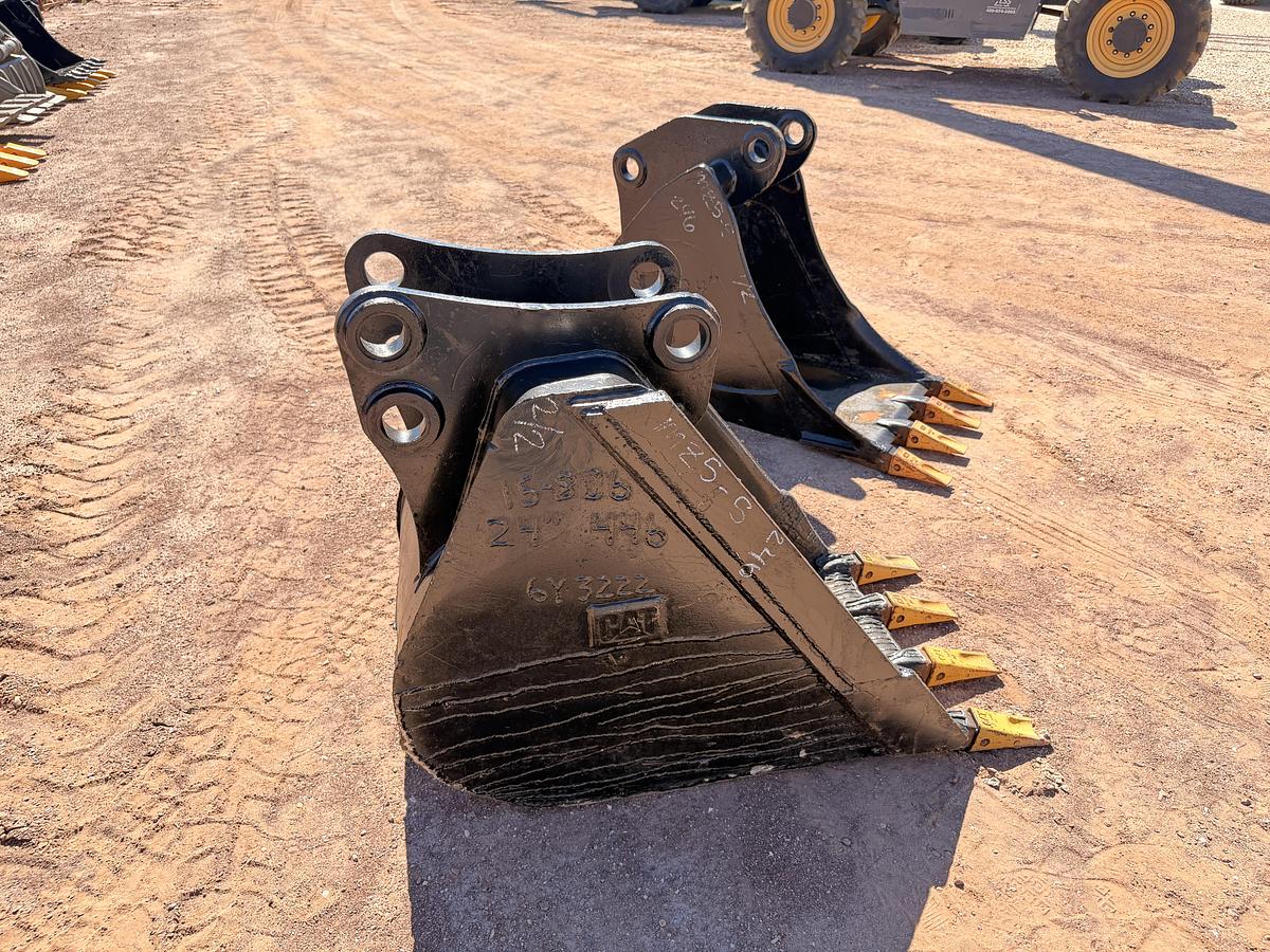 Used 24" Cat Excavator Bucket