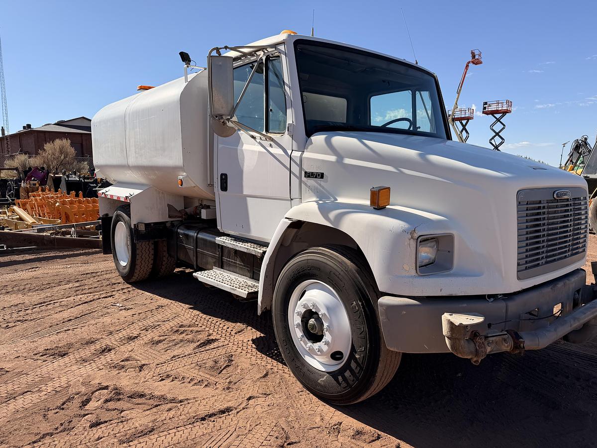 Used 1997 Freightliner Water Truck