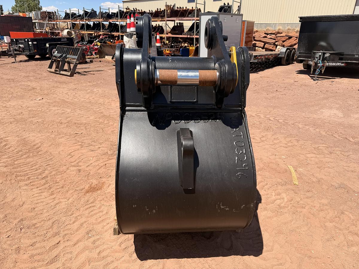 Used 36" CAT Excavator Bucket
