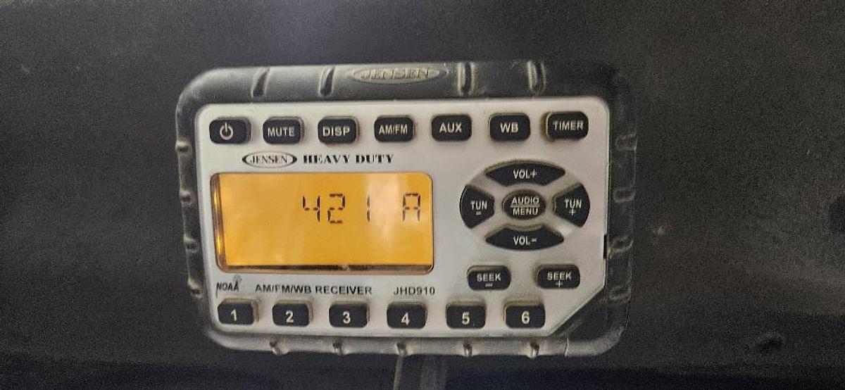 Used 2019 Takeuchi TS80V2 Skid Steer