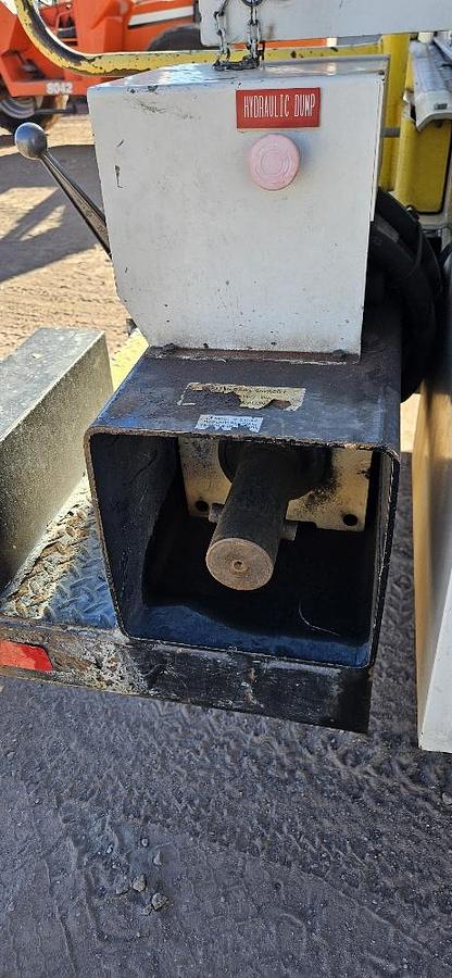 Used 2012 Ford F550 Utility Truck