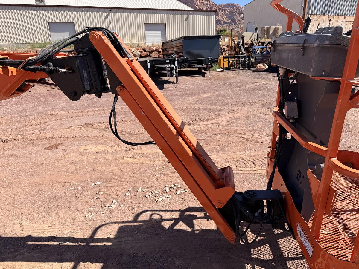 Used 2013 JLG Electric Articulating Boom Lift