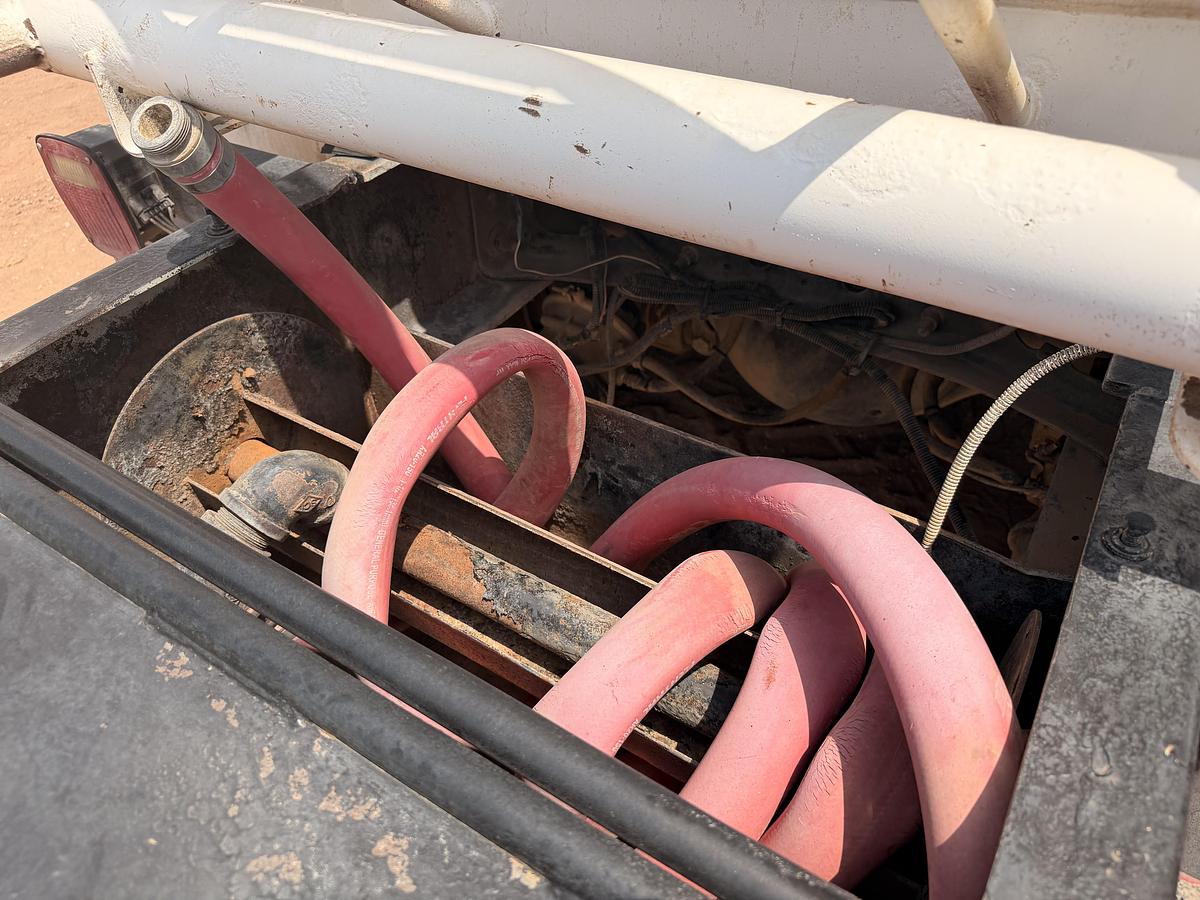Used 2007 International 4000 Gallon Water Truck