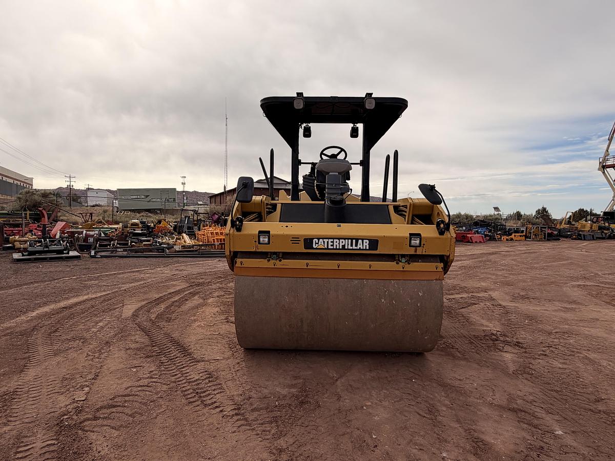 Used 2009 CAT Double Drum Roller