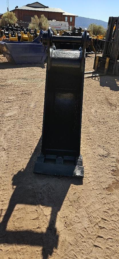 Used 18" Excavator Bucket