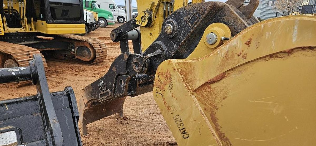 Used 2017 CAT 325F Excavator