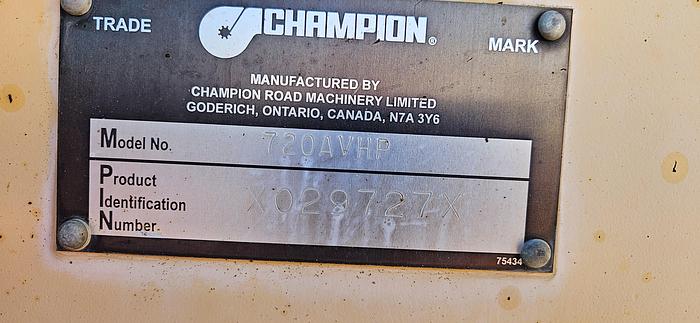 Used 1999 Champion Road Grader