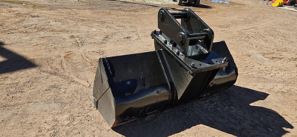Used 82" Excavator Grading Bucket