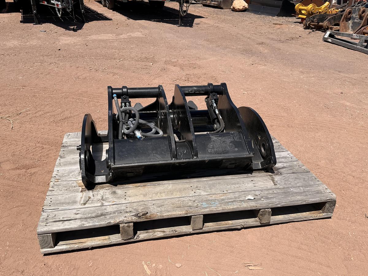 Used CAT Loader Hydraulic Quick Coupler