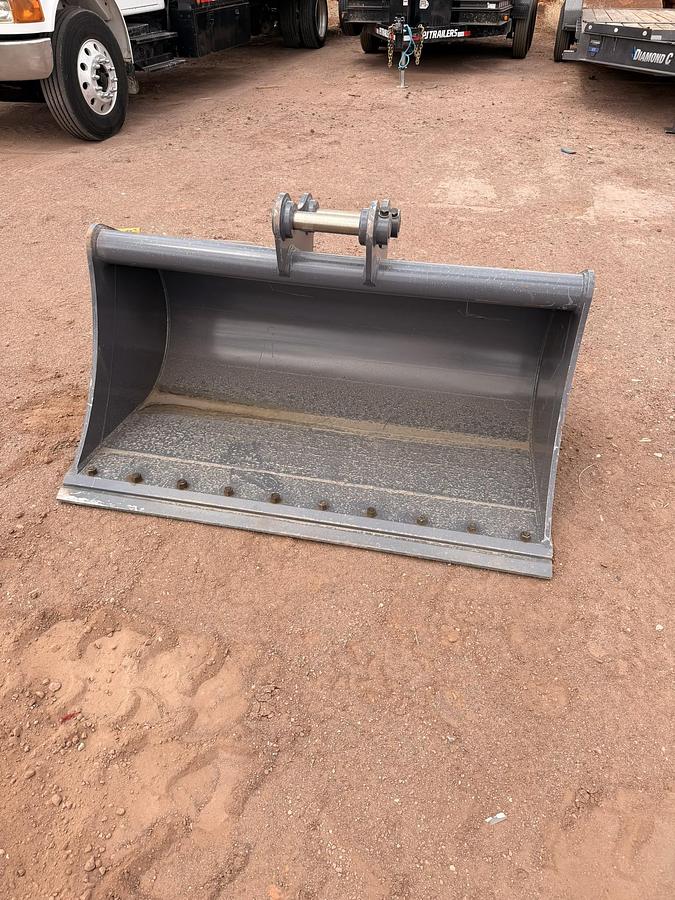60" Mini Excavator Bucket