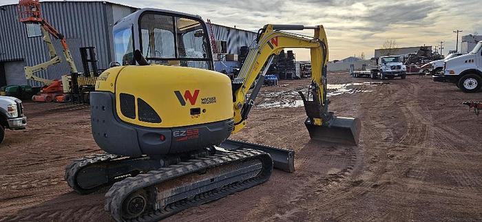 Used 2017 Wacker Neuson EZ53