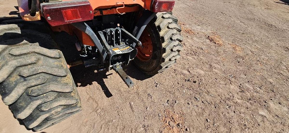 Used Kubota B2410 Utility Tractor