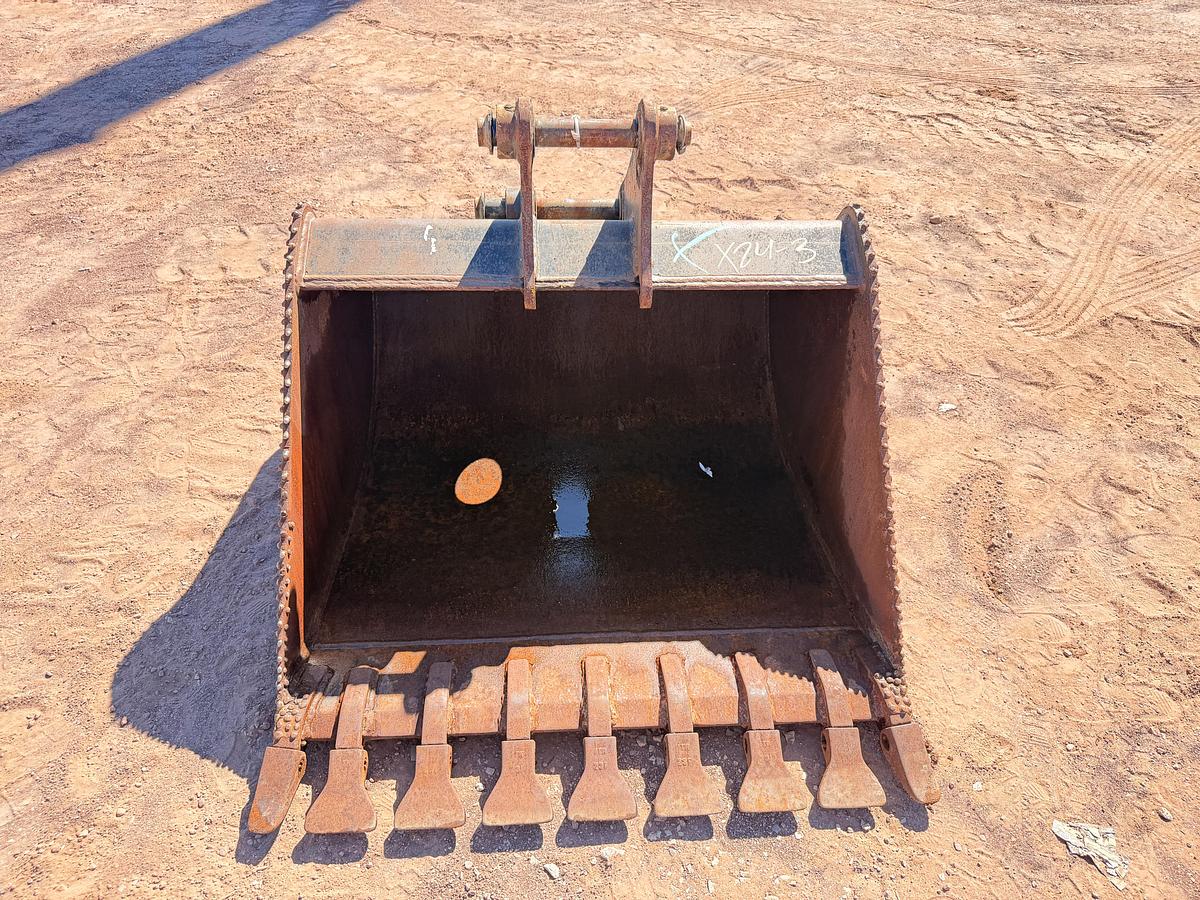 Used 42" TAG Backhoe Bucket