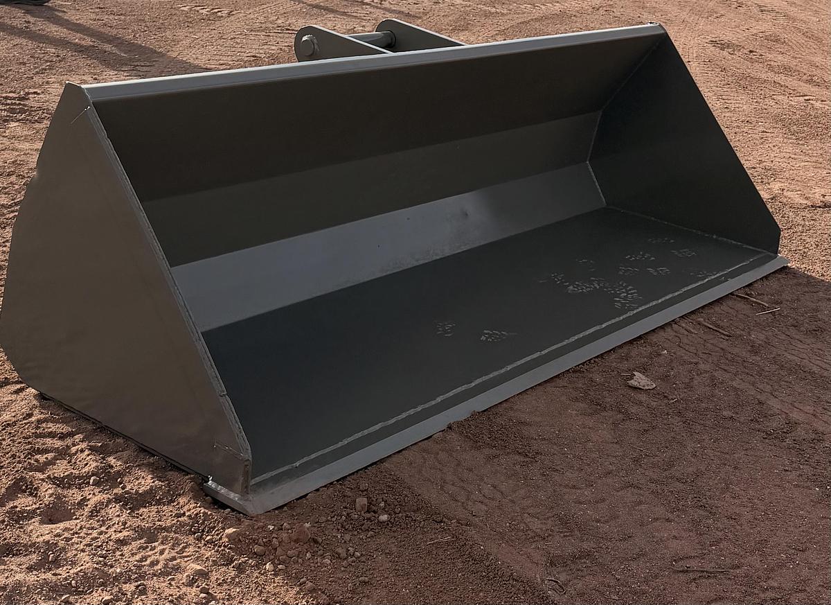 Used 8' Telehandler Bucket