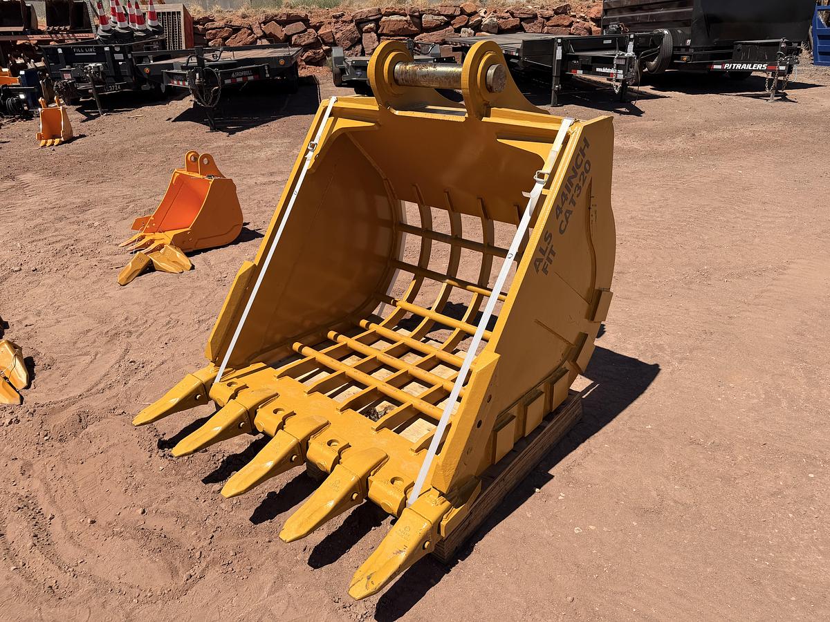 Used 44" Excavator Skeleton Bucket