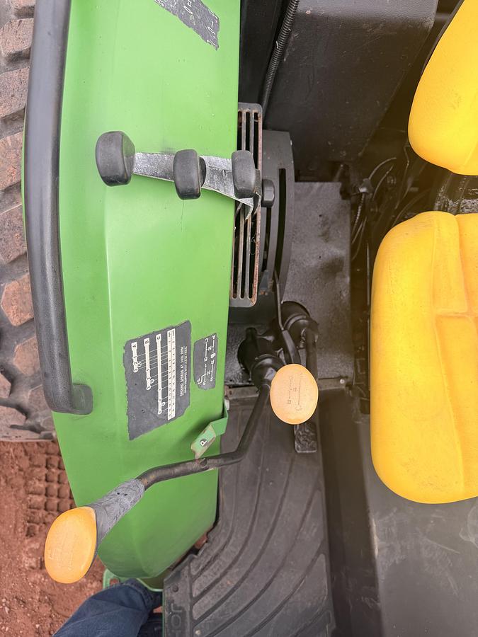 Used 2002 John Deere 5320 Tractor