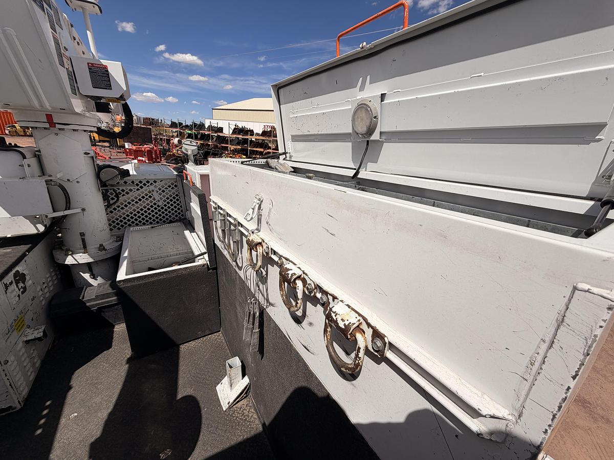 Used 2016 Ford F-550 Bucket Truck