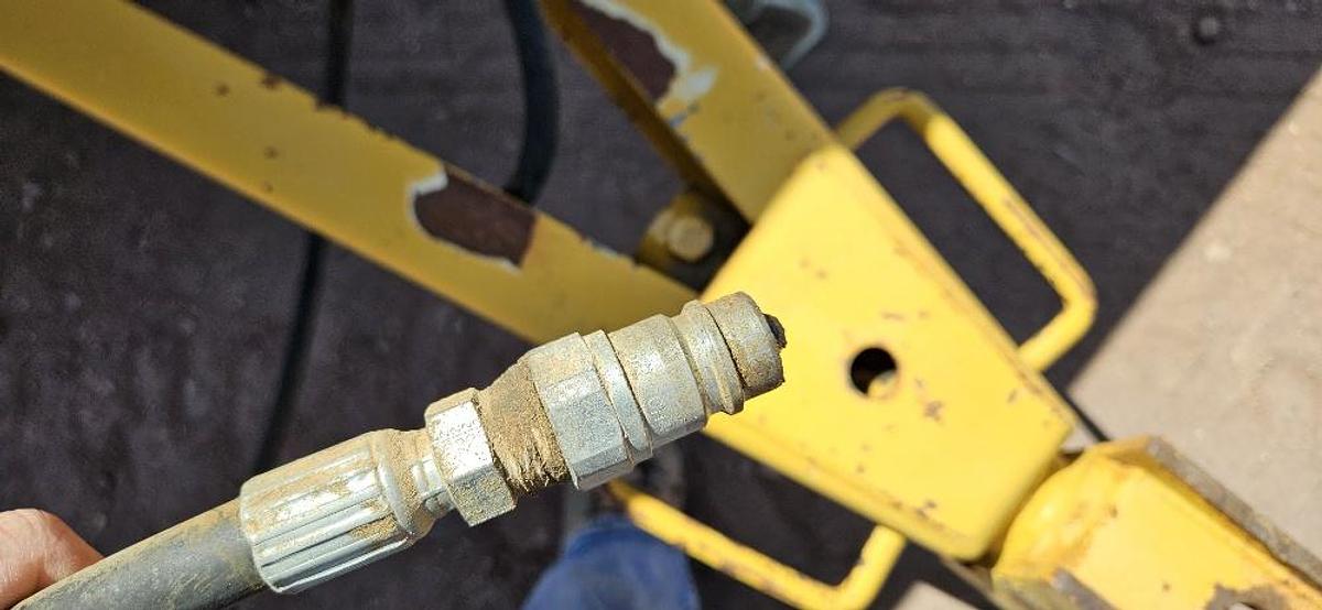 Used Hydraulic Dump Trailer