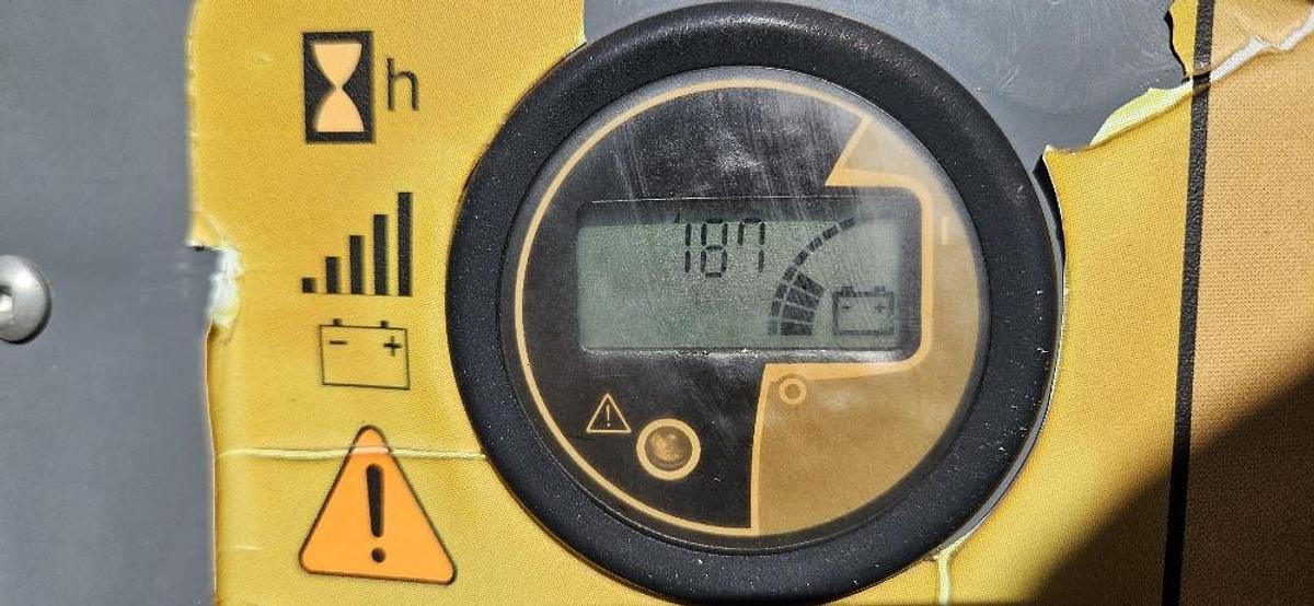 Used 2015 Sky Jack SJ6832 RET Scissor Lift