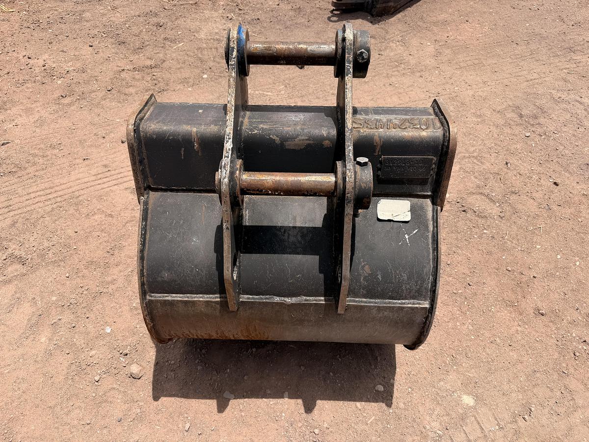 Used 30" Excavator Bucket
