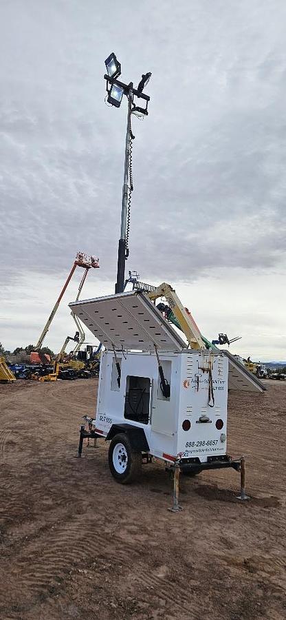 Used Solar Light Tower