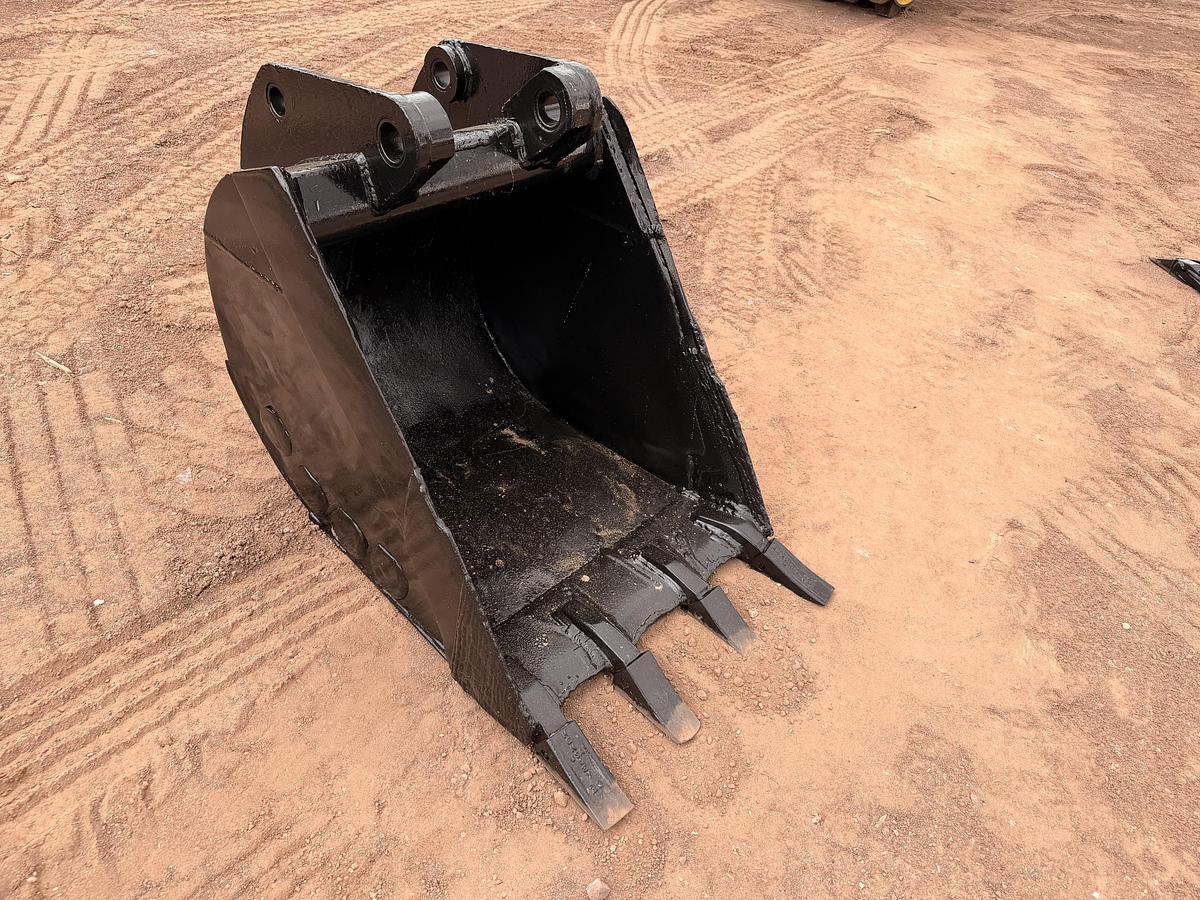 Used 24" Mini Excavator Bucket