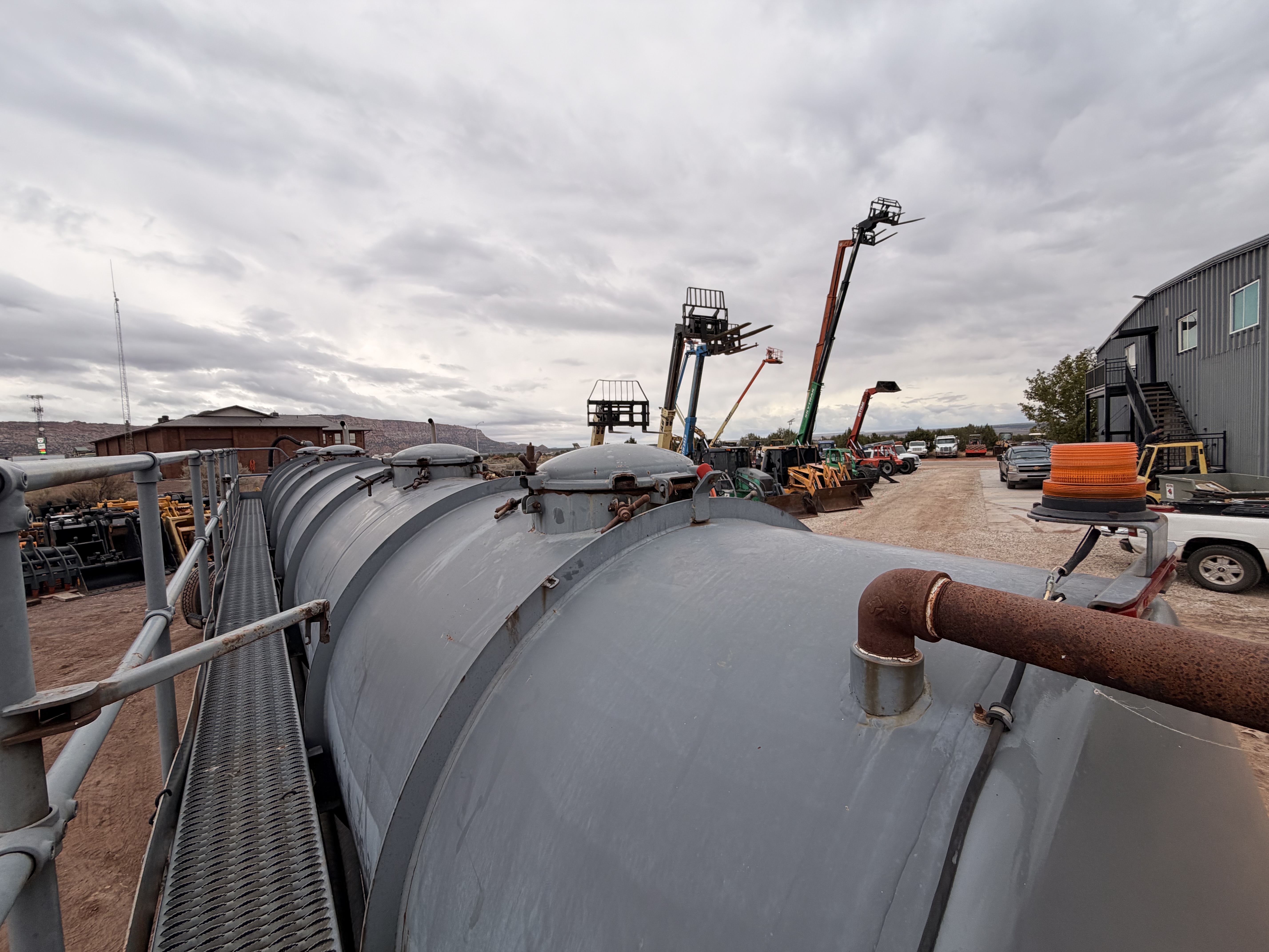 Used 2013 5,460 Gallon Vacuum Tanker Trailer