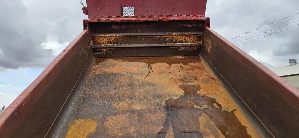 Used 1985 International Dump Truck