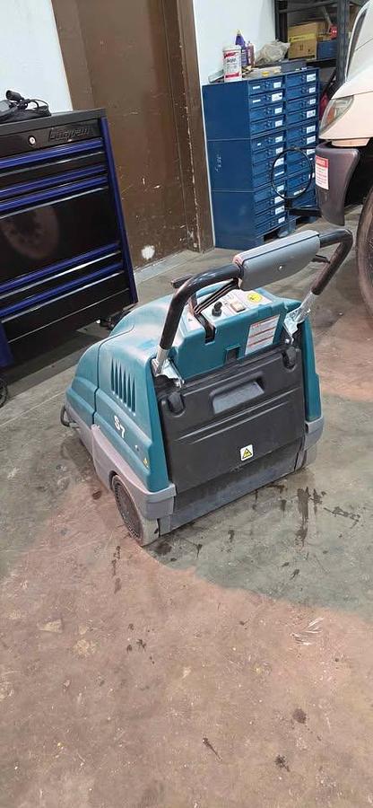 Used Walk-Behind Battery Sweeper