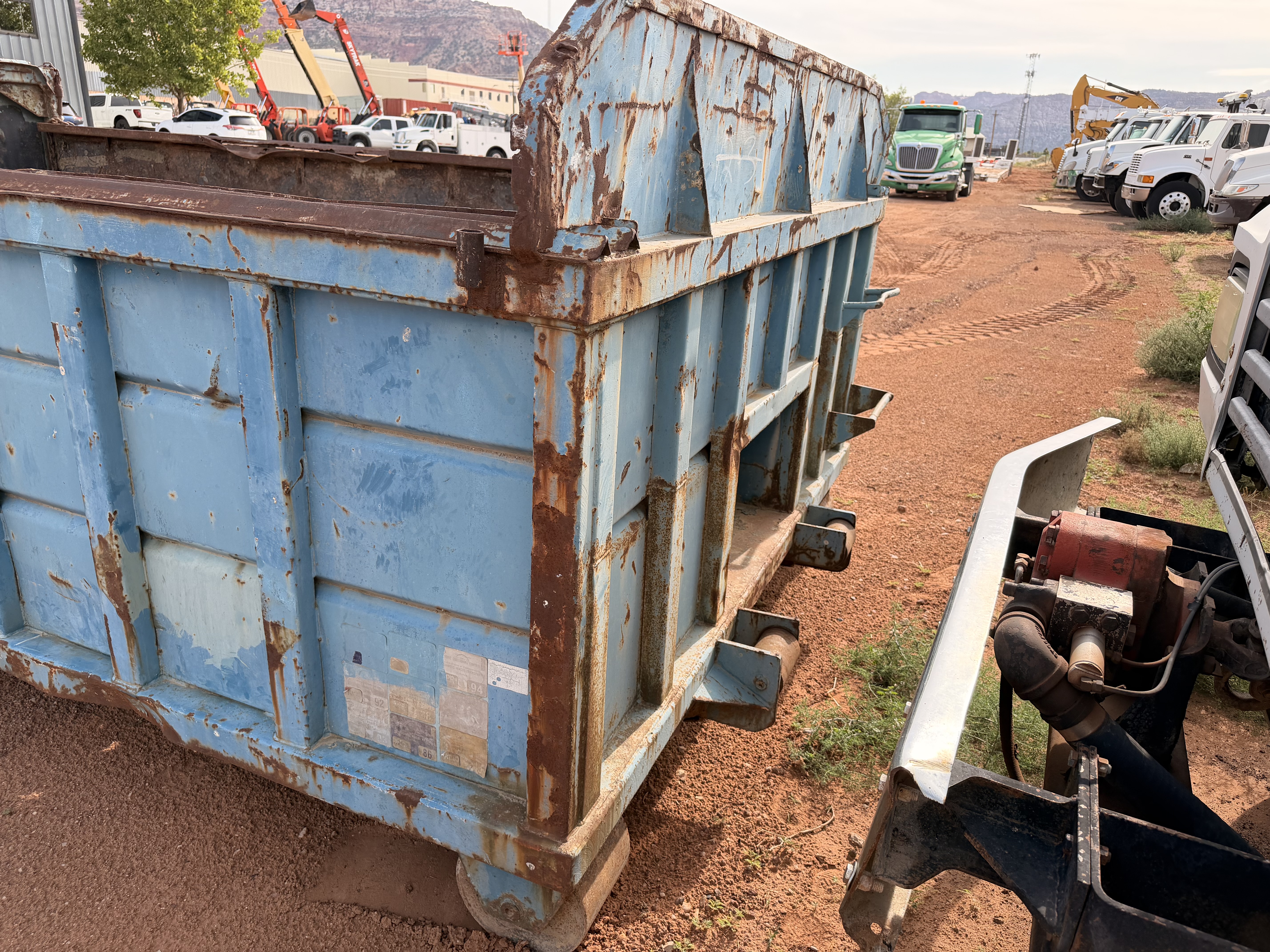 Used 14ft Roll-Off Dumpster