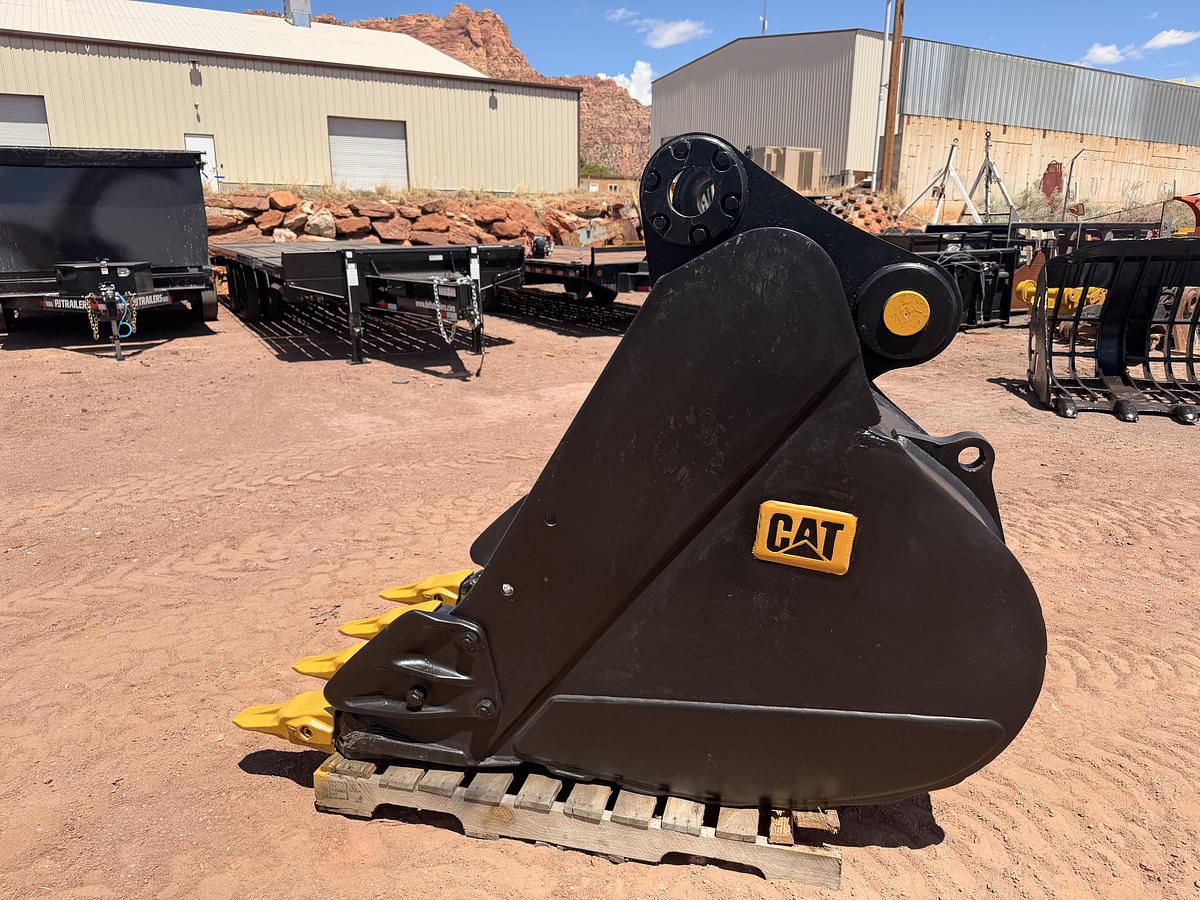 Used 36" CAT Excavator Bucket