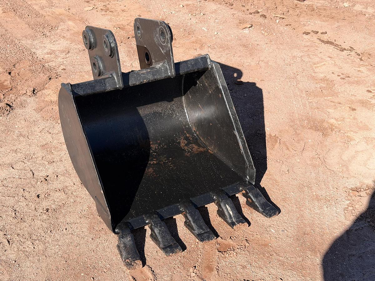 Used 24" Mini Excavator Bucket