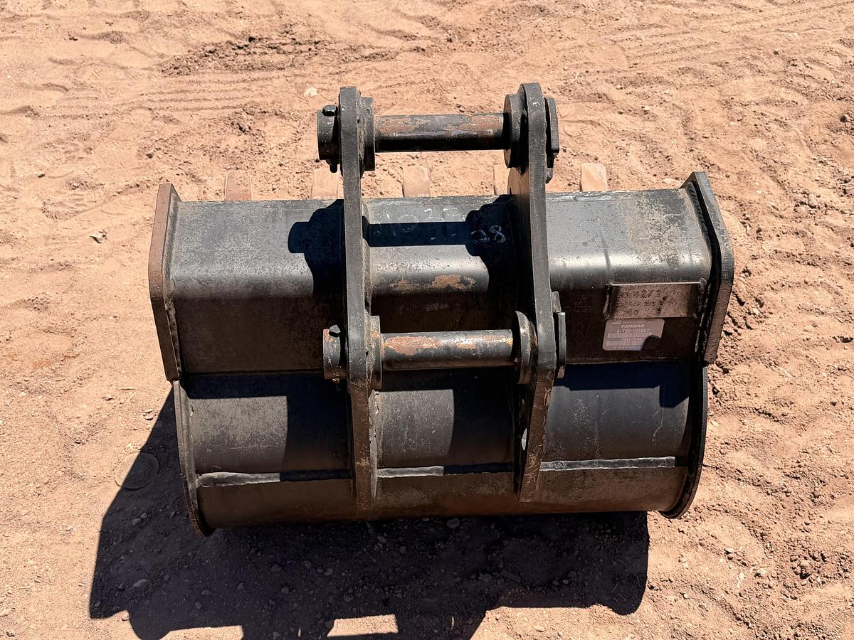 Used 30" Excavator Bucket