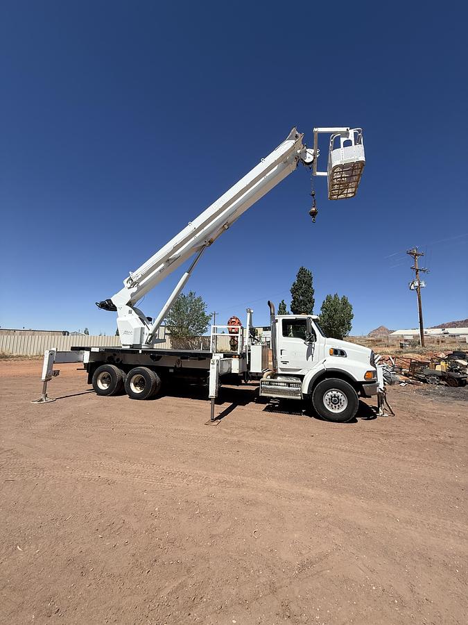 Used 26 Ton Hydraulic Crane Truck