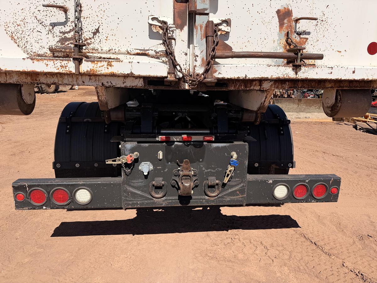 Used 2008 International Hook Truck