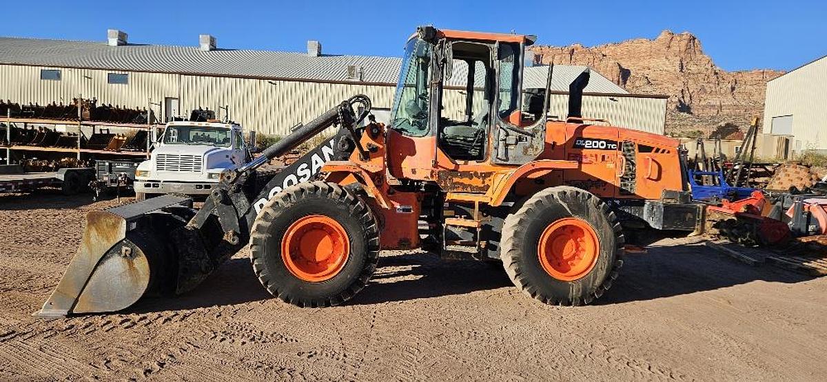 Used Doosan DL200TC Wheel Loader