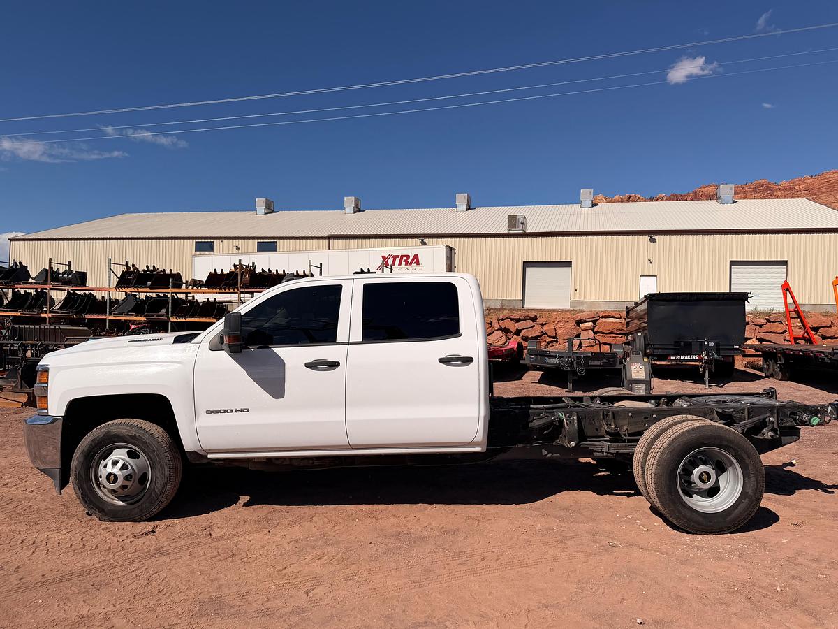 Used 2019 Chevy 3500HD LT Crew Cab Chassis