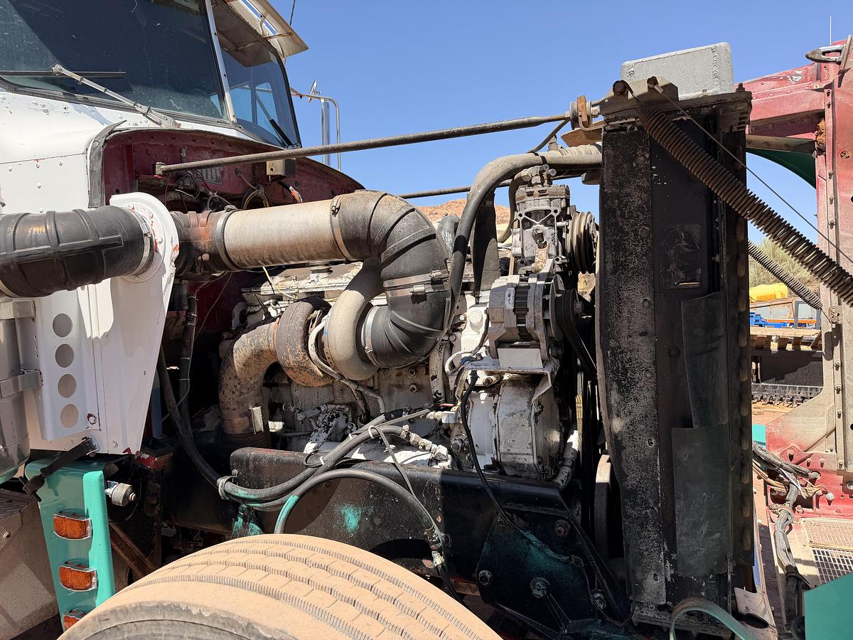 Used 1985 359 Peterbilt & 1997 Load King Equipment Trailer