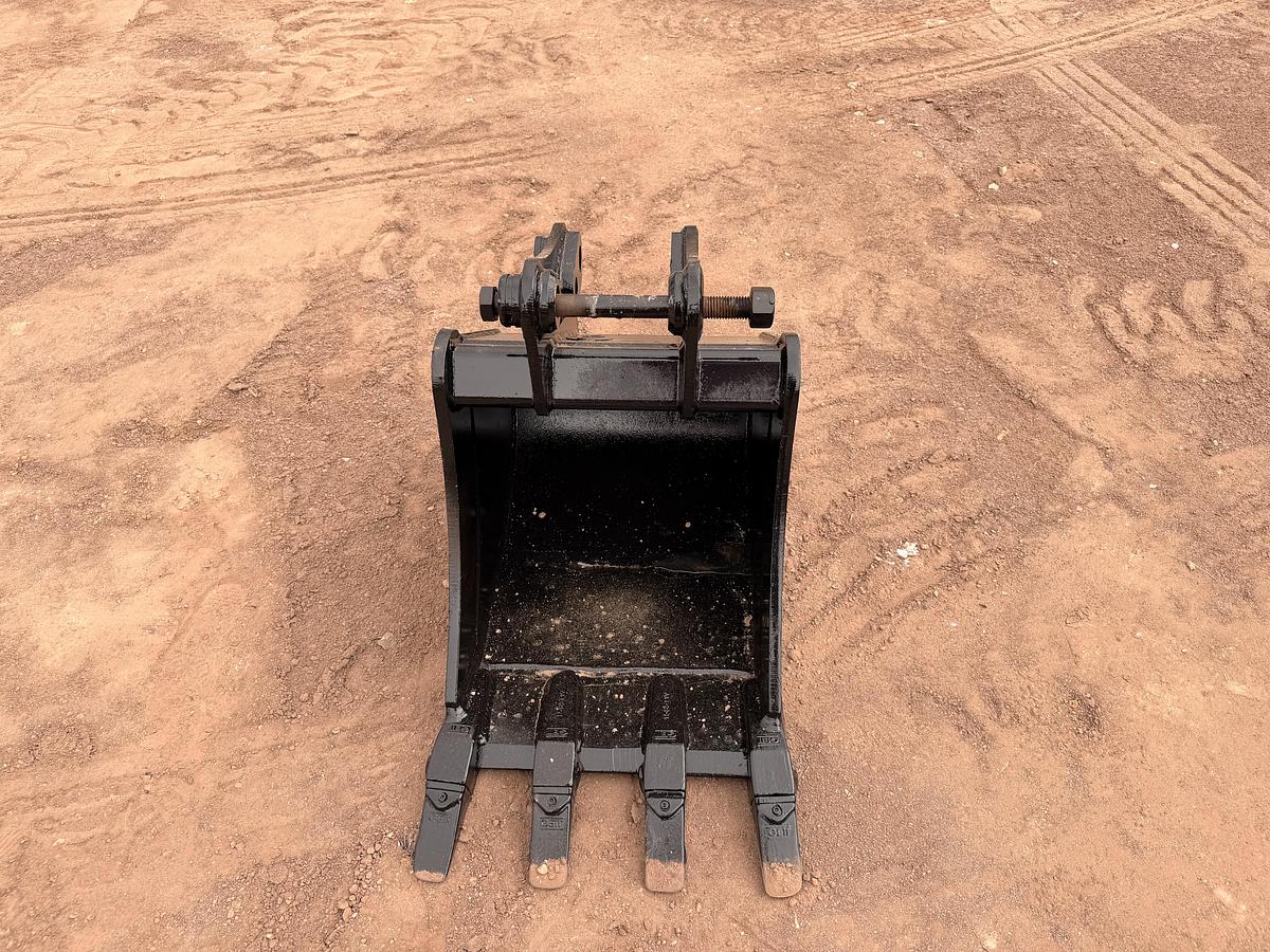 Used 18" Mini Excavator Bucket