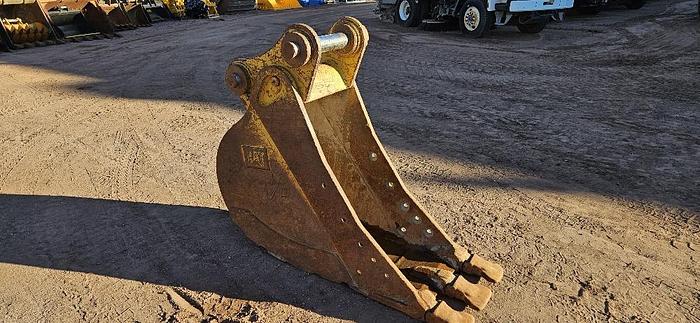 Used 24" Excavator Bucket