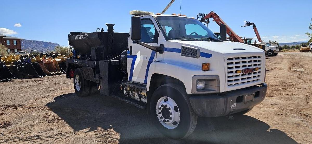 Used 2007 GMC Asphalt Patch Truck